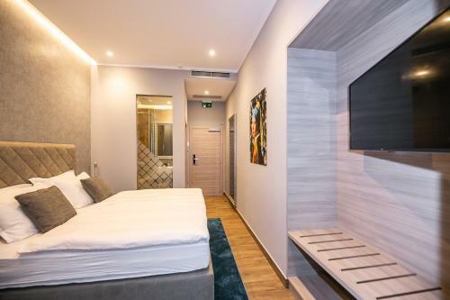 Hostal Teatro Suite & Rooms