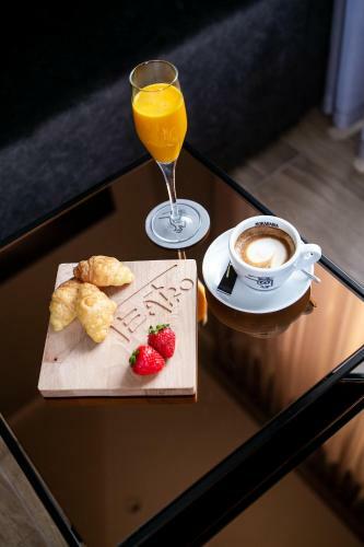 Hostal Teatro Suite & Rooms