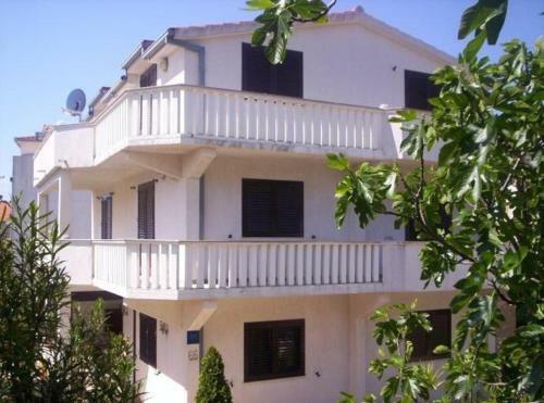 Apartments Marko - 30m From Beach