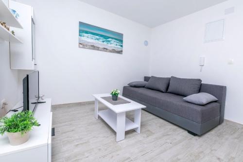Apartments Ivan