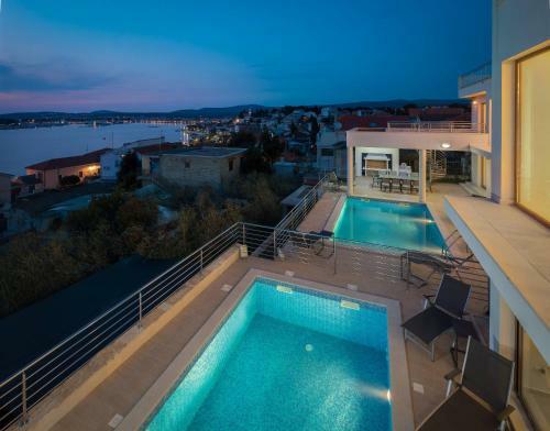 Extra Large Beachfront Luxury Villa
