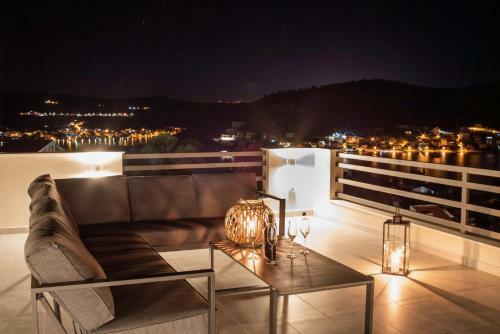 Apartamento 2-bed Apt With Ocean View 100 Meters To The Beach