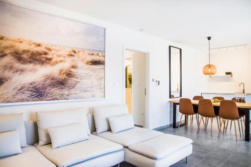 Apartamento 2-bed Apt With Ocean View 100 Meters To The Beach
