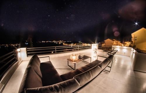 Apartamento 2-bed Apt With Ocean View 100 Meters To The Beach