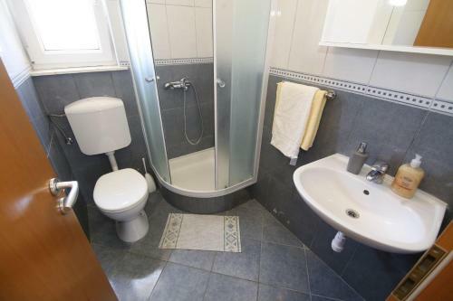 Apartments Tea - 100 M From Sea