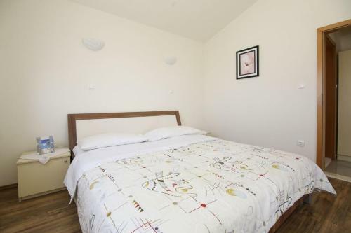 Apartments Tea - 100 M From Sea