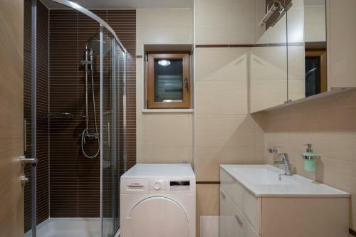 Seafront Luxury Private Villa With Hotel Service