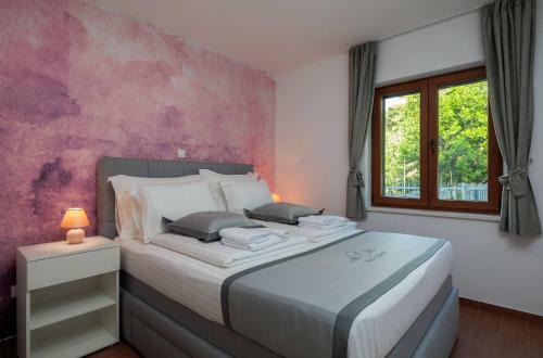 Seafront Luxury Private Villa With Hotel Service