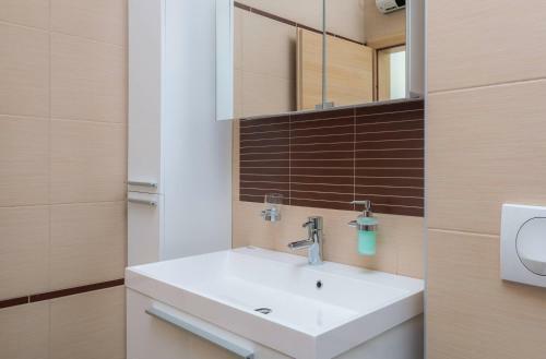 Seafront Luxury Private Villa With Hotel Service