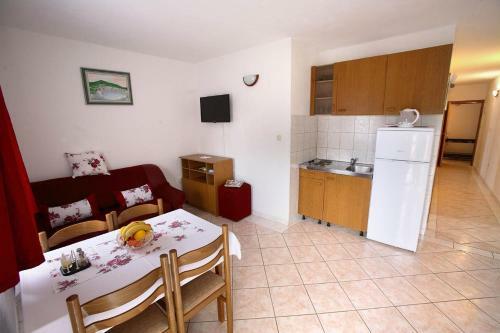 Apartments Lias - With Restaurant