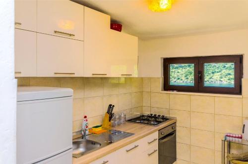 Apartments Gojislav