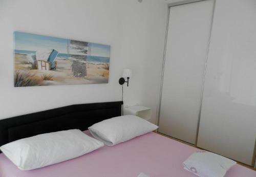 Holiday Home Igor-10m From Beach