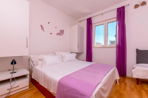 Apartments Mitar