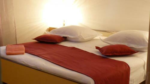 Apartments Fran - 150m From Beach