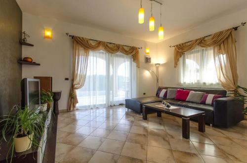 Villa Rose