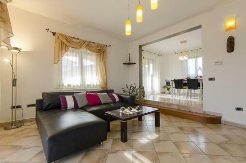 Villa Rose