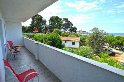 Hostal Sini Apartments