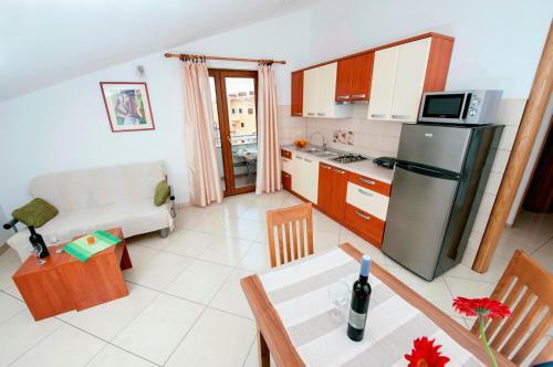 Apartments Milar