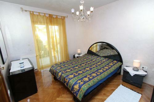 Apartment Provena