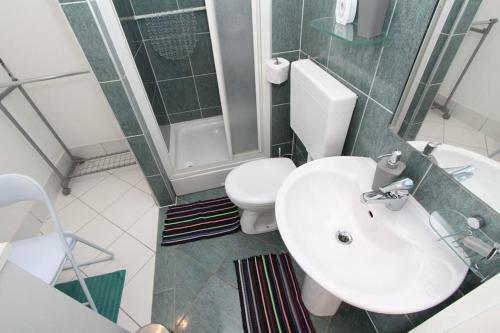 Apartments Donna With Swimming Pool