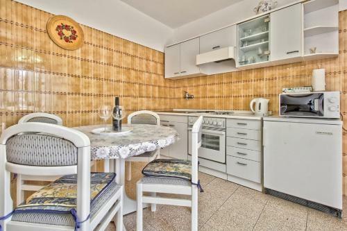 Hostal Gino House With Apartments