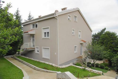 Apartments Tomislav