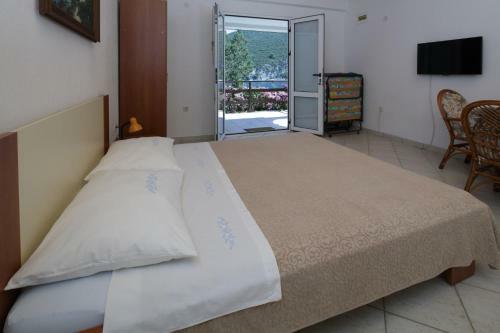 Apartment Grozdana - 5m From Beach
