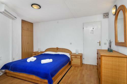 Hostal Rooms Ana - 5 M From Beach