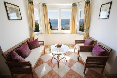 Apartamentos Villa Mandica