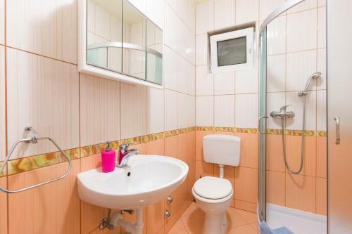 Hostal Apartment Complex Biondic