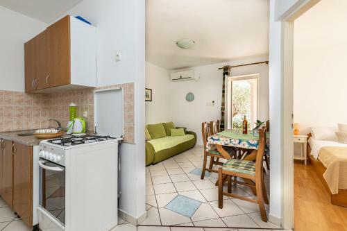 Apartment Alenka