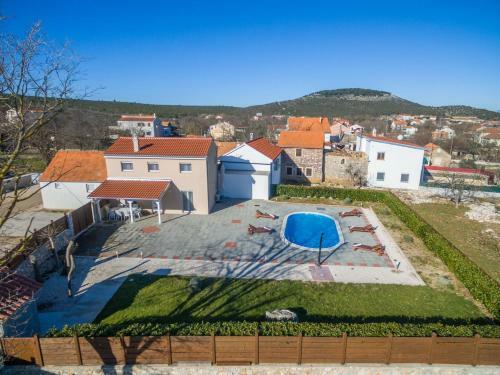 Villa Elm