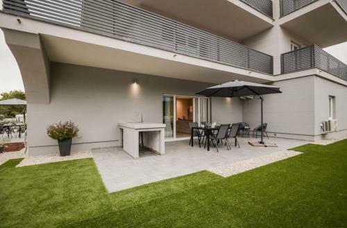Luxury Apartments Villa Lacrima