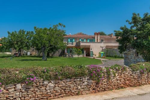 Peaceful House Ulika - Ideal For Family & Relax
