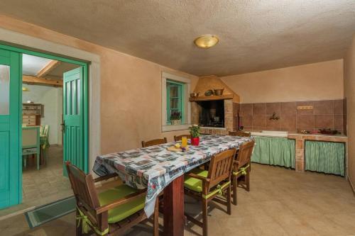 Peaceful House Ulika - Ideal For Family & Relax