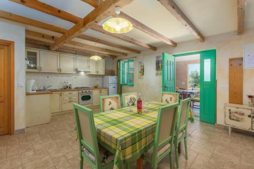 Peaceful House Ulika - Ideal For Family & Relax