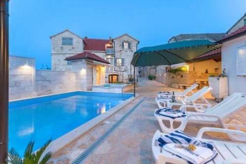 Holiday Home ?krika