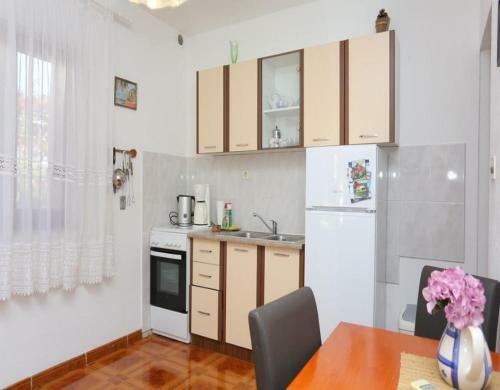 Apartments Rosa - With Parking