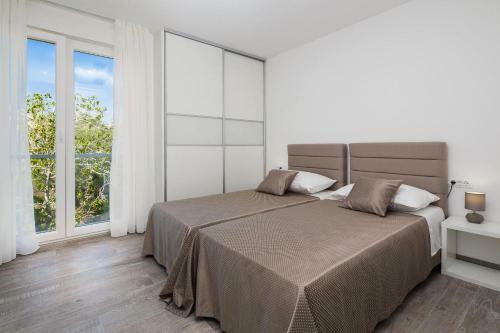 Apartments Alba 1