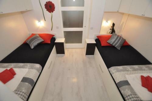 Apartments Eden - 30m From The Sea