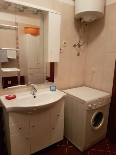 Viola Apartment