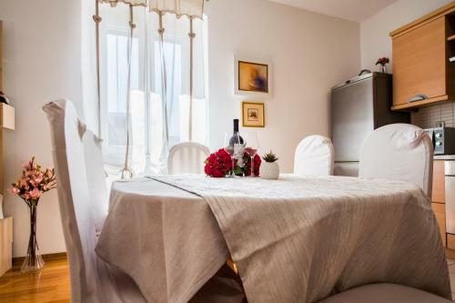 Split Beach Lux Apartment