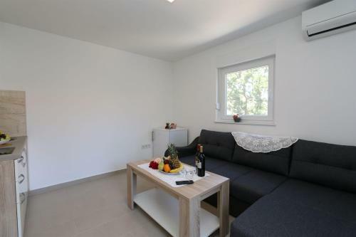 Apartments Maric-hlapa