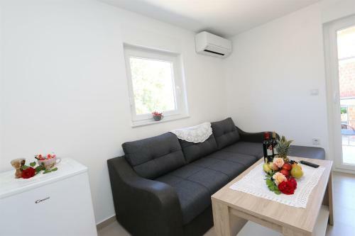 Apartments Maric-hlapa
