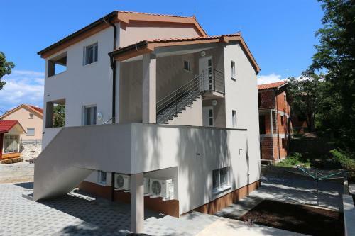 Apartments Maric-hlapa