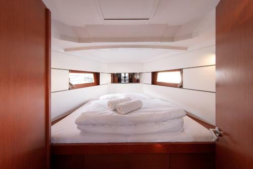 Beneteau Oceanis 38.1.- Anima Maris II