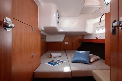 Bavaria Cruiser 51- Lui