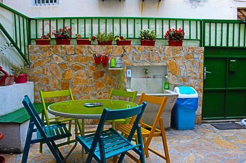 Croparadise Green Hostel