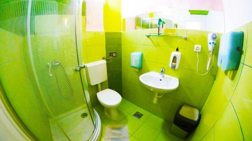 Croparadise Green Hostel