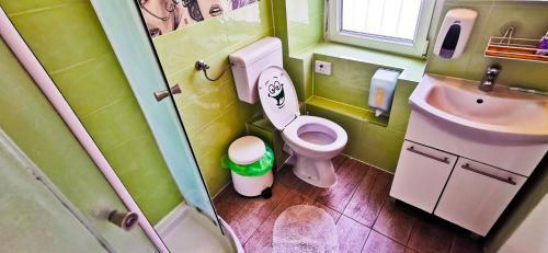 Croparadise Green Hostel